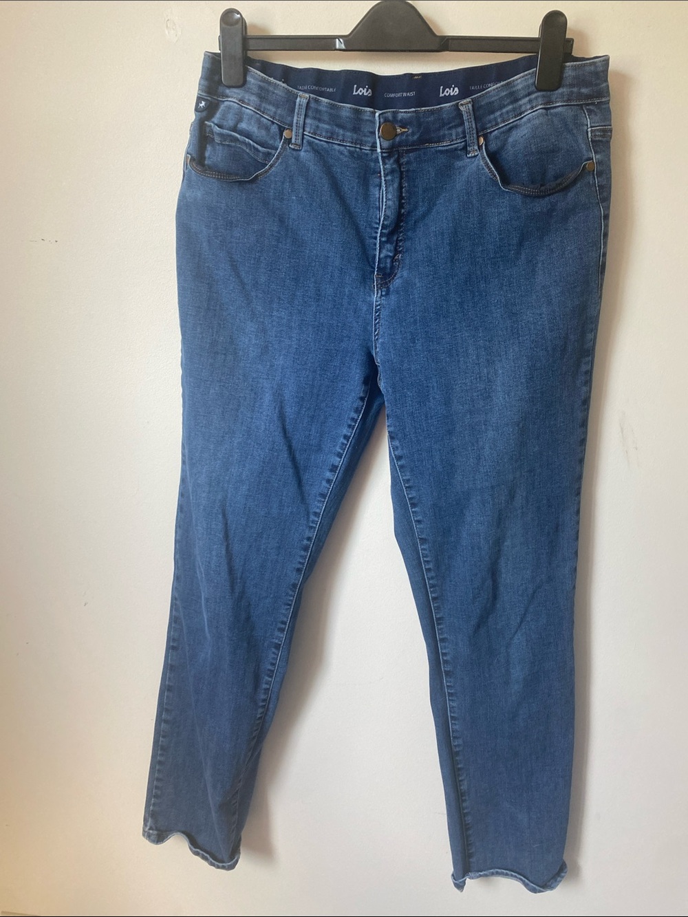 Lois Mid-Rise Skinny Jeans in Medium Blue